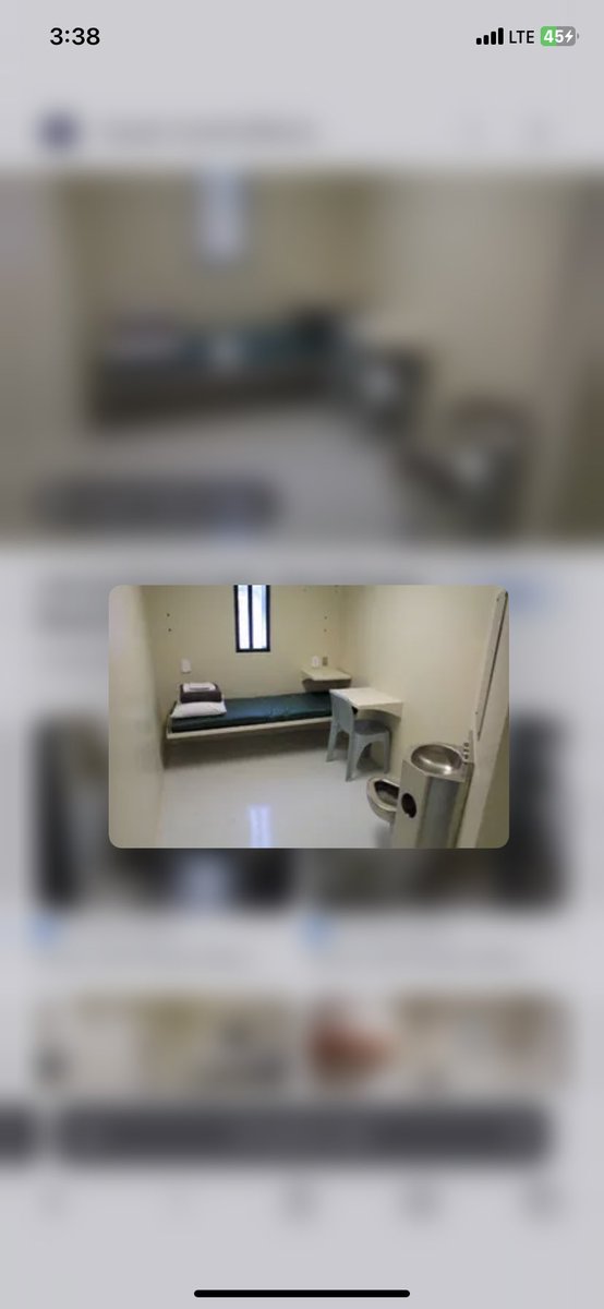 NoniiPyt's tweet photo. @bluefacebleedem Hes from here and He’s gunna end up here 🤮 https://t.co/Gjt9KJ5YEZ