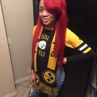 GloTheofficial's tweet photo. Football season here claim y’all teams!!!! I been a Steelers fan since I was 3 it’s black &amp; yellow 4L !!!🖤💛 https://t.co/GiAUTJ3QOj