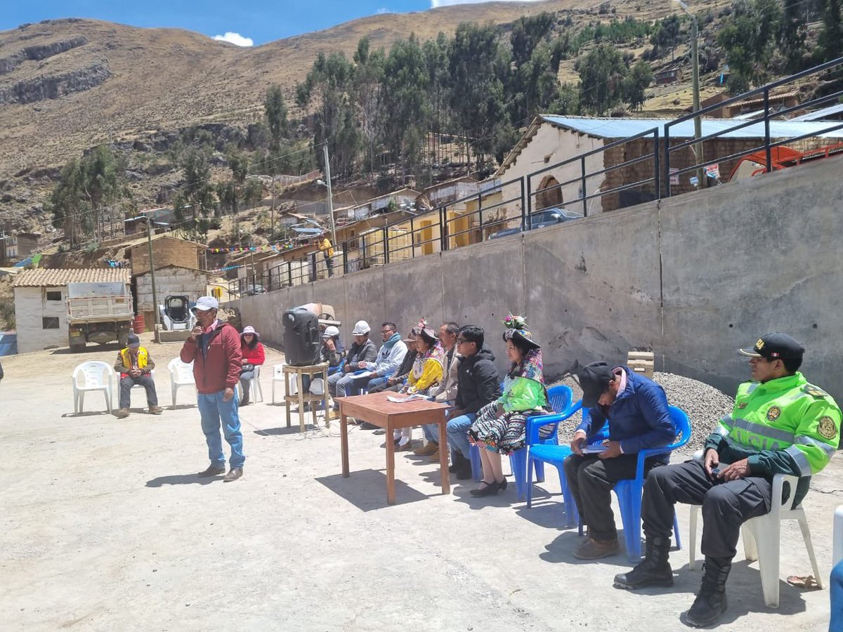 wilsonsotop's tweet photo. En nuestra #SemanaDeRepresentación, llegamos al centro poblado de #VistaAlegre, distrito de #Andabamba, provincia de #Acobamba,  #Huancavelica, donde dialogamos con la población y autoridades de los diferentes centros poblados aledaños.

#CongresoEnRegiones https://t.co/RLyCOyz2pL