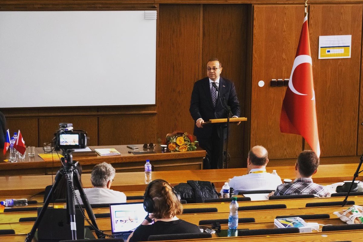 GamzeKorbek's tweet photo. TSTT 2023 International Conference, Charles University, Prague ✨
Honoured to open our conference with inspiring speeches by Turkish Ambassador Egemen Bağış and Vice Dean Miroslava Černochová 🇹🇷🇨🇿
#TSTT2023 #teachersoftomorrow #internationalconference https://t.co/MMWjnaPKKR