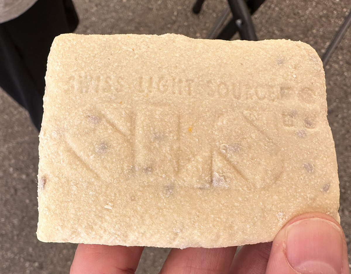 PatHemberger's tweet photo. Our VUV beamline is vented. 💨 Hard to believe that it was at 0.0000000001 mbar for more than a decade! We had a great end of user operation party with #SLS cake (Güetzli 🇨🇭) and an excellent dinner! #ThankYouSLS @psich_en https://t.co/T6b8F3IRSo