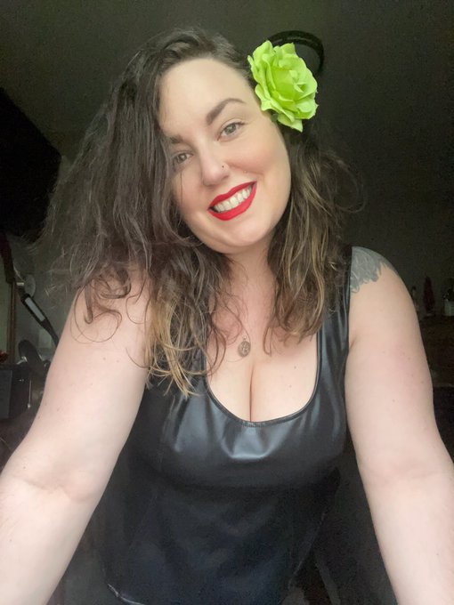 Okay, how do I look? https://t.co/ifIOF6Yv7w<a href="/tag/mvsales"class="tags"><span>#mvsales</span></a>