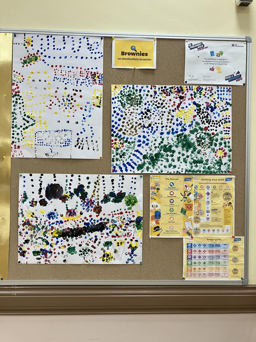 1stMeadowfield's tweet photo. This evening we have been experimenting with Pointillism 🎨 #ExpressYourself @GirlGuiding_DS @GirlguidingNEE @Girlguiding https://t.co/9L1uNdkmkJ