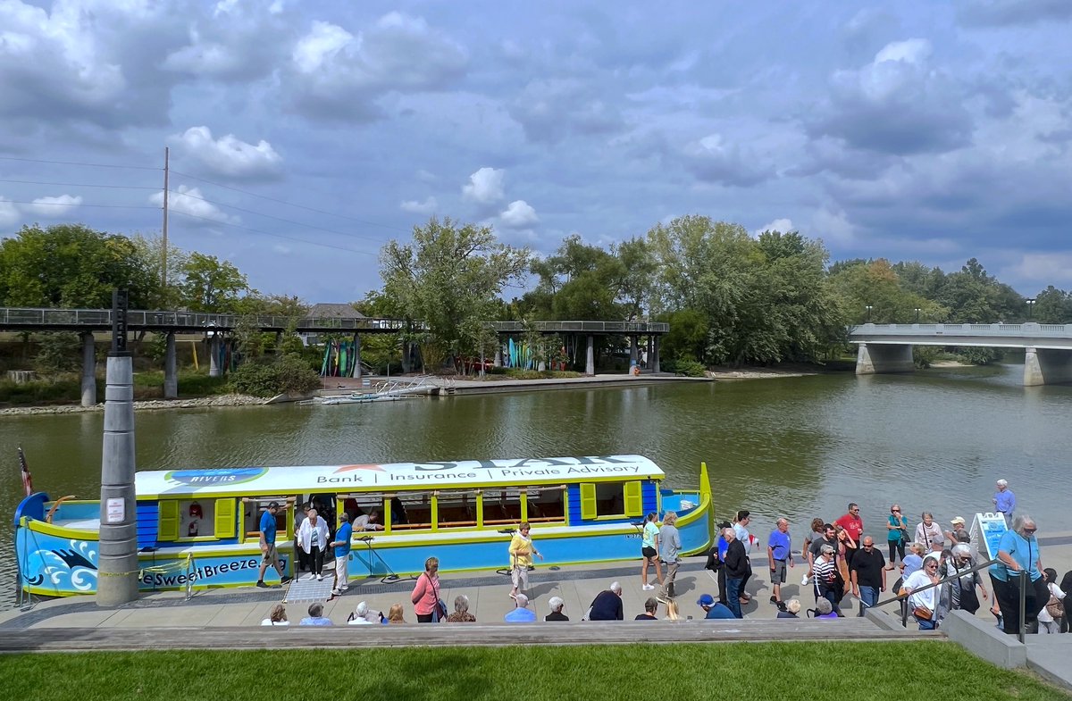 Join us this fall on the river! Enjoy a ride along Sweet Breeze! Tickets: ridesweetbreeze.org