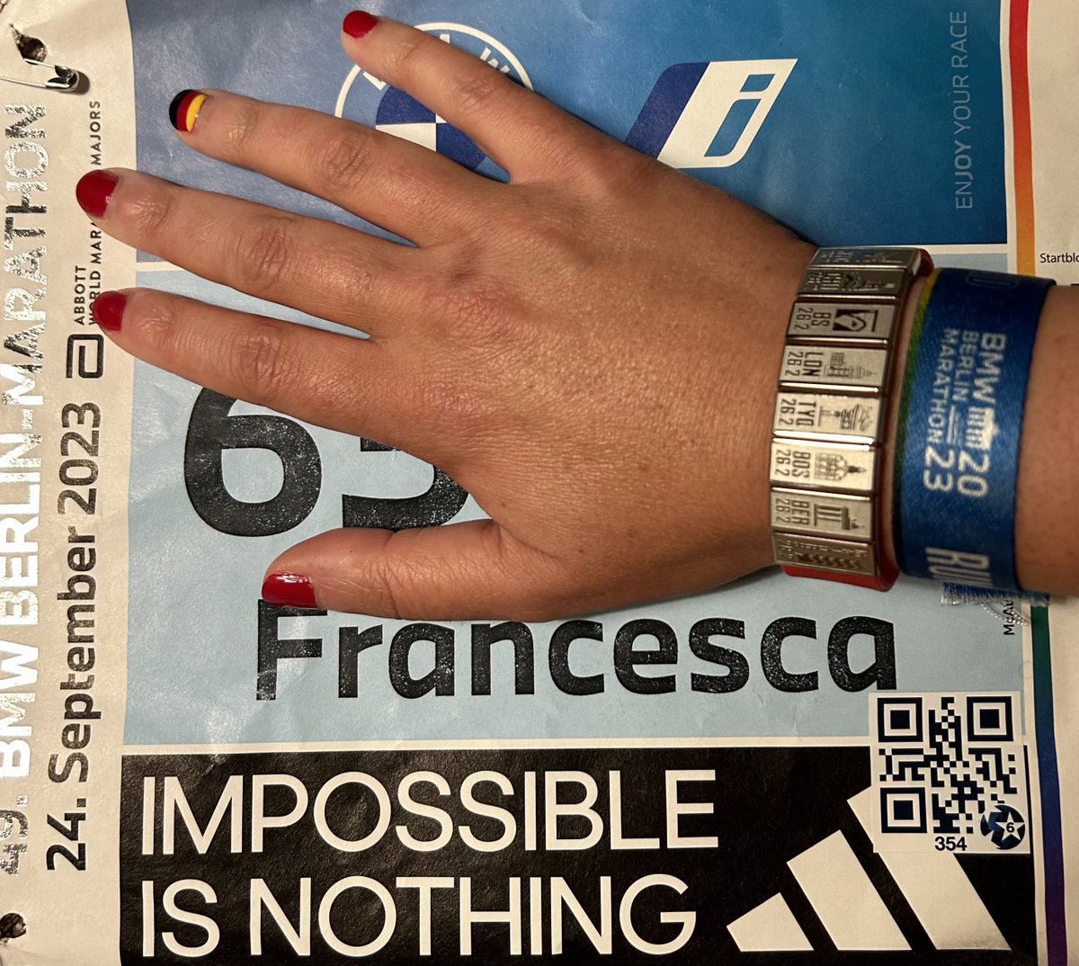 Franciii500's tweet photo. 24.9.2023: 26.2 Miles oder 42.195 Kilometers = My #AbbottWMM 6 ⭐️ Journey Completion! 🎉 @WMMajors @thersipo @berlinmarathonE #SetGoalsSayPrayersWorkHard #StrongSmilesForMiles #RunForJoy https://t.co/UzBiZNEYgc