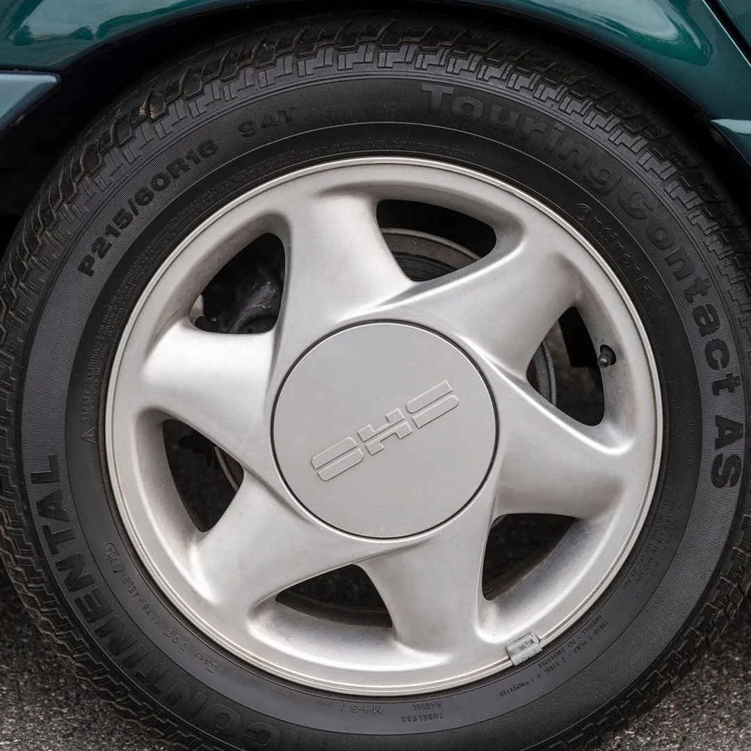 Bringatrailer's tweet image. Putting on a SHO for it's third time on BaT

This 1994 Ford Taurus SHO shows 56k miles and is powered by a 3.0-liter V6 paired with a five-speed manual. Showing 56k miles, it's listed now with no reserve on BaT: bringatrailer.com/listing/1994-f…