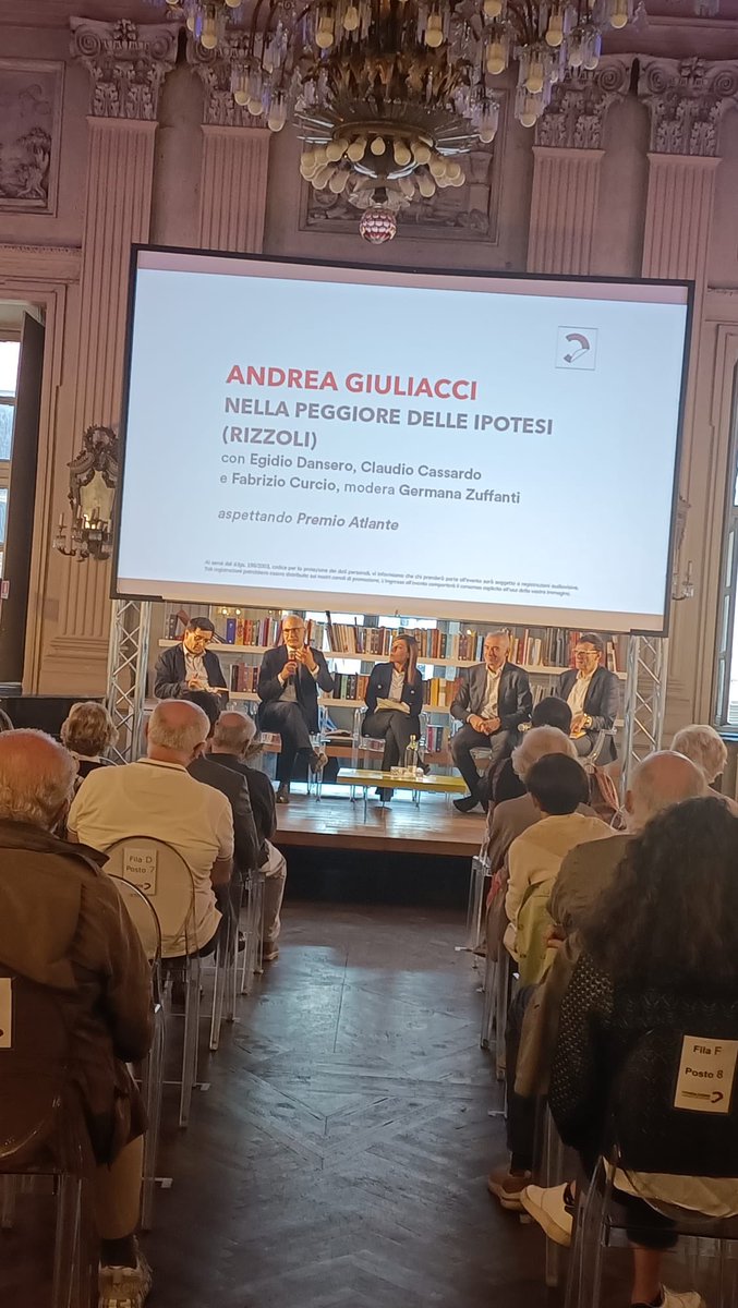 germanazuffanti's tweet photo. @DPCgov @AndGiuliacci @CircoloLettori #nellapeggioredelleipotesi https://t.co/qCIZ2WMTU7