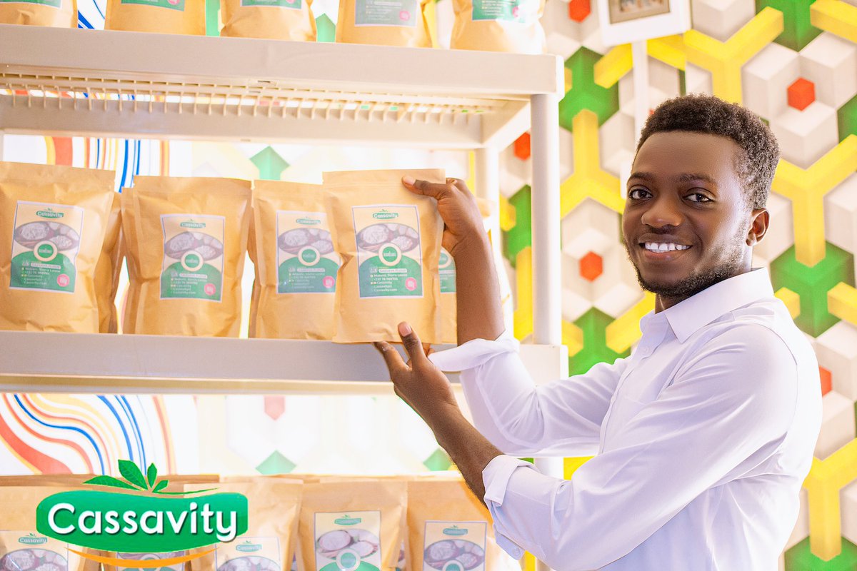 FrancisJohnSes1's tweet image. SaloneX we’re live today with our product on the market, and I'm expecting all of you to place an order from us 🥰🙏🏽 

Your premium cassava flour is now available  nationwide 😍❤️💯

I know you might be curious, what’s the use of this product. Check samples