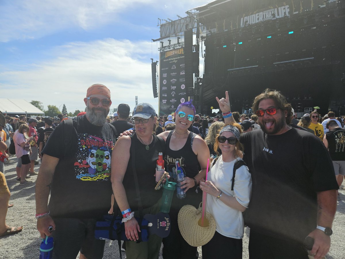 pirate_fi's tweet photo. Had a great time rocking #madmerch at Louder Than Life https://t.co/YBGTEsReK8
