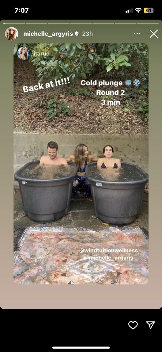 MichelleAUpdate's tweet photo. 📸: via michelle’s insta story https://t.co/W38CgPdV2G