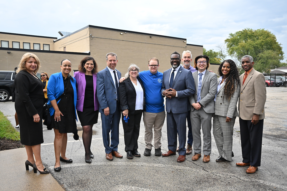 Mayor Brandon Johnson tweet media