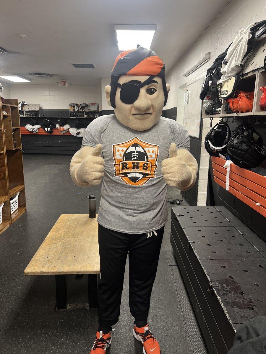 Ryle Raiderman tweet media