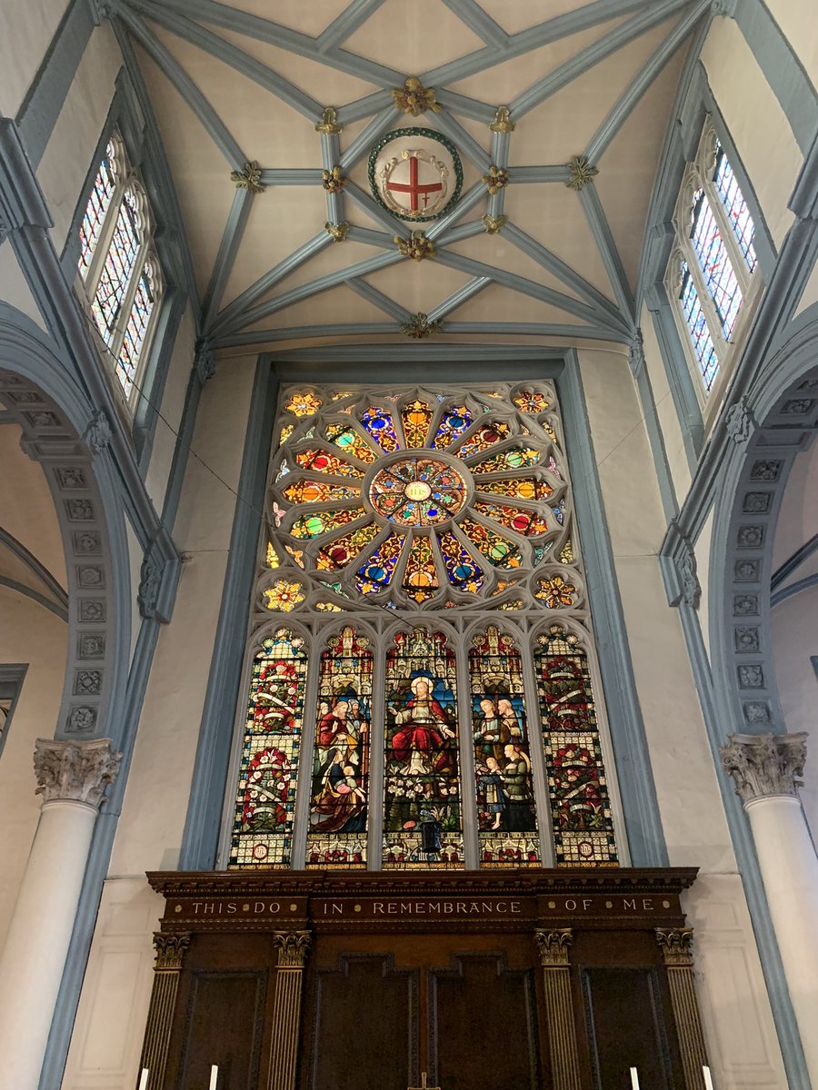GilbertAJackson's tweet photo. This spectacular window belongs to St Katherine Cree and was spared from the fire of London retaining its Jacobean design. The window was modelled on the rose window of Old St Paul’s. Today it houses the Bell of HMS Lancastria sunk in 1940 as well as the grave of Hans Holbein ty. https://t.co/elxOGwMAFz