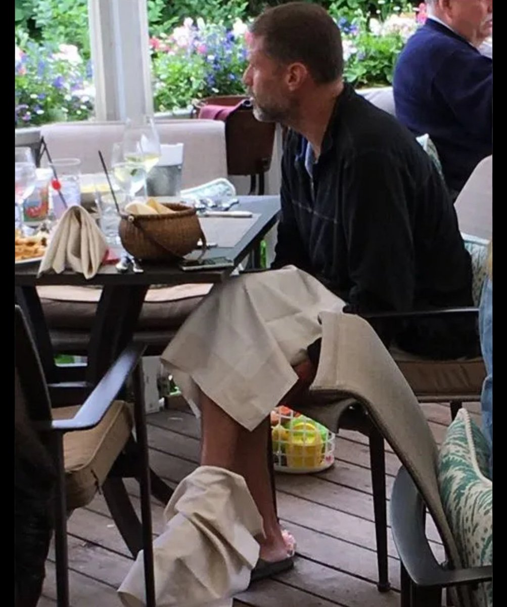 SportsHubGifs's tweet photo. "He looks like a rich, bratty bitch."

-Felger on Mac Jones' alleged dirty play on Sauce Gardner https://t.co/ACN1XvS72v