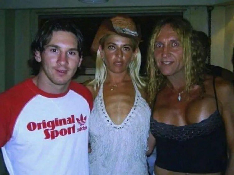 OutMessi_'s tweet photo. "Que haría Messi"

messi https://t.co/7Ffwy12pB1