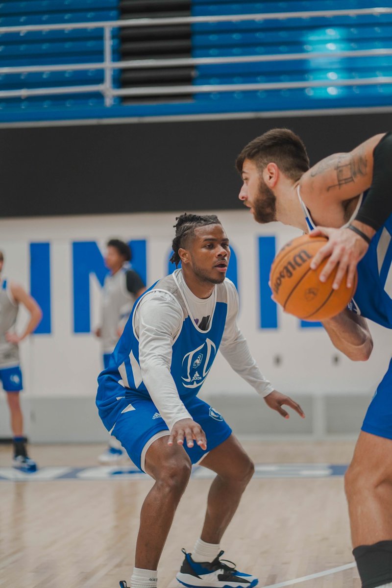 EIU Men’s Basketball tweet media