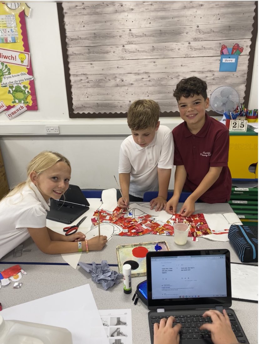 MrsStancombe's tweet photo. @WelshRugbyUnion@WRU_Community
Congratulations on an amazing performance last night. We’ve got this!
#AllezlesRouges #AllezLesRogue #VivaLeCymru #Cymruambyth
Well done to Dosbarth Efydd, Cwmlai Primary for completing a picture to show support for Wales using recycled materials. https://t.co/wktqzYKuLF