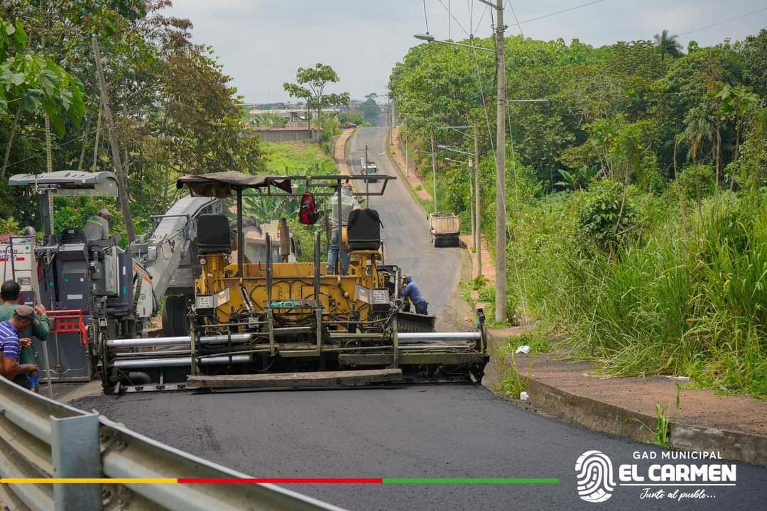 La tarde de este sábado 23 de septiembre finalizamos el fresado y bacheo asfáltico en la calle Latacunga, este es un trabajo dispuesto por la alcaldesa <a href="/Mayrcruzg/">Mayra Cruz</a> como parte del mejoramiento integral de las principales arterias del cantón.

#AlcaldíadeSoluciones