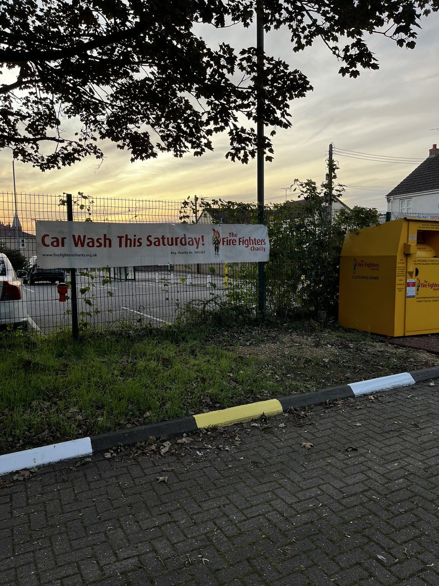 Please come down to this station this Saturday 30th September for our final car wash of the year!! all in support of <a href="/firefighters999/">Fire Fighters Charity</a> We look forward to seeing you all  🔥 🧽 🚒