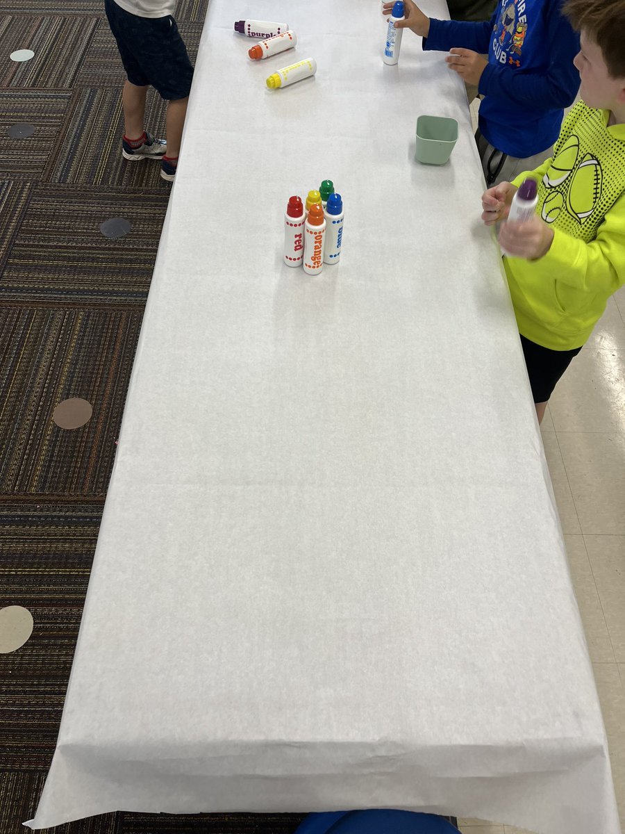 haley_fraeyman's tweet photo. Before and after of some math exploration today! Roll, count, and dab. Making number sense #JOYful 😊 @romeoschools https://t.co/MmPhTw7p2u