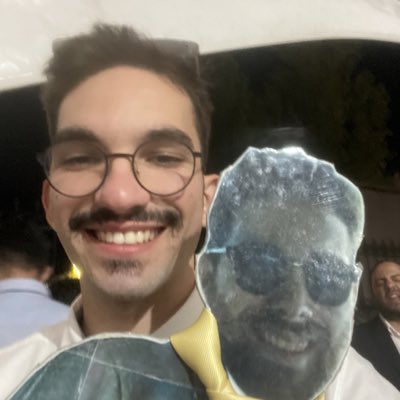 TexBifas's tweet photo. #NovaFotoDePerfil https://t.co/w4IJAJKEhf