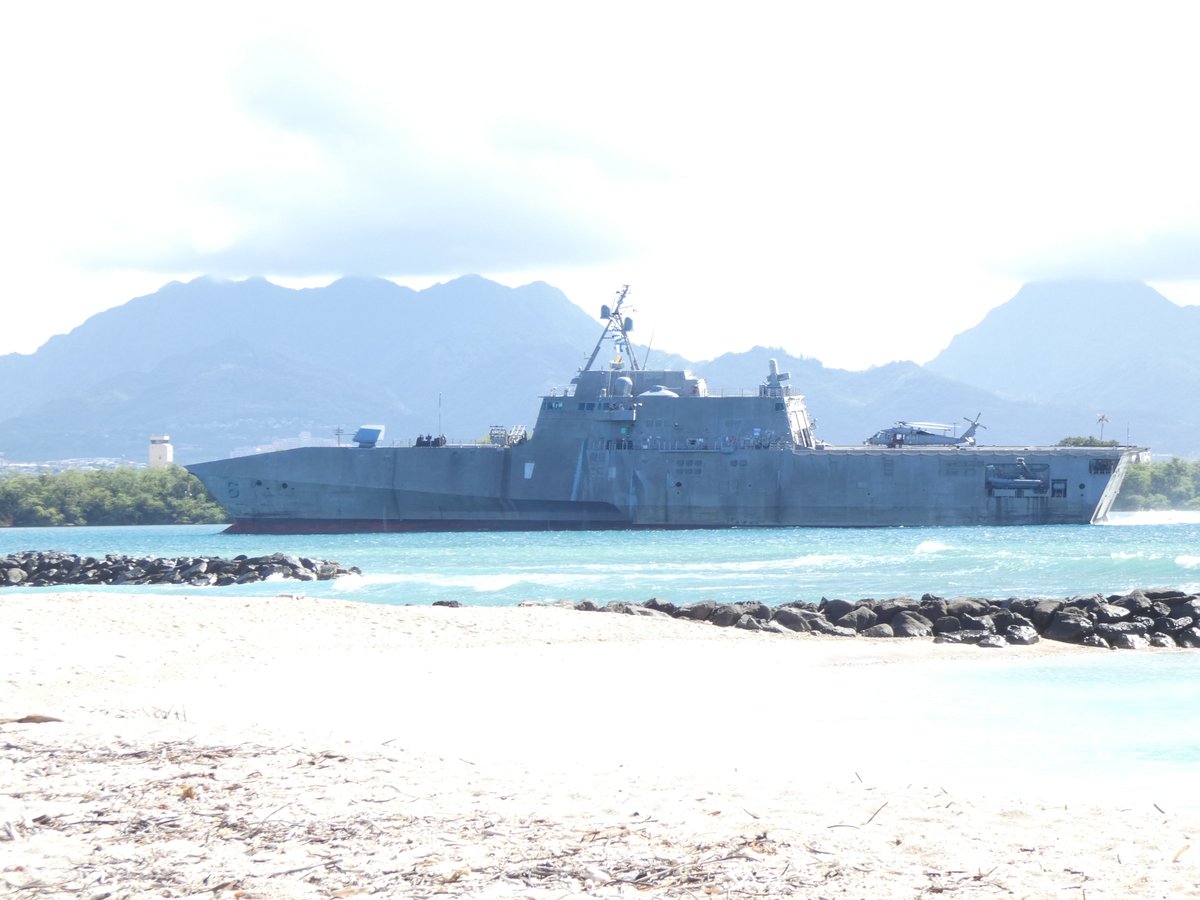 USS Jackson (LCS 6) Independence-variant littoral combat ship coming into Pearl Harbor, Hawaii - September 25, 2023 #ussjackson #lcs6