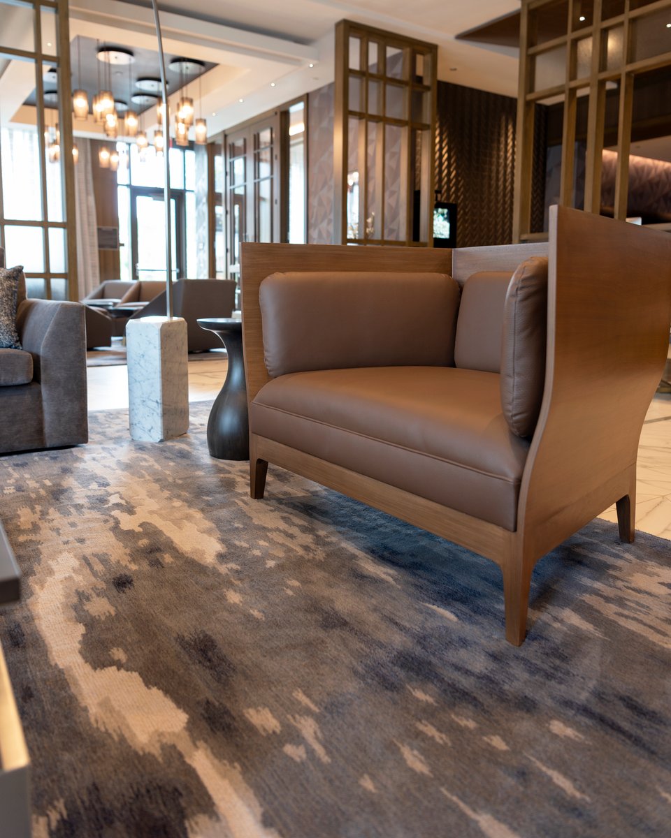 JamieStern_'s tweet photo. Jamie Stern produced custom leather furniture and area rugs for an upscale multi-family property in suburban New Jersey. 

#jamiesterndesign #furnituredesign #leatherdesign #rugdesign #loungechair #leatherfurniture #woolrug #rugs #interiordesign #njinteriordesign #njdesign https://t.co/NWAyFOPZb9