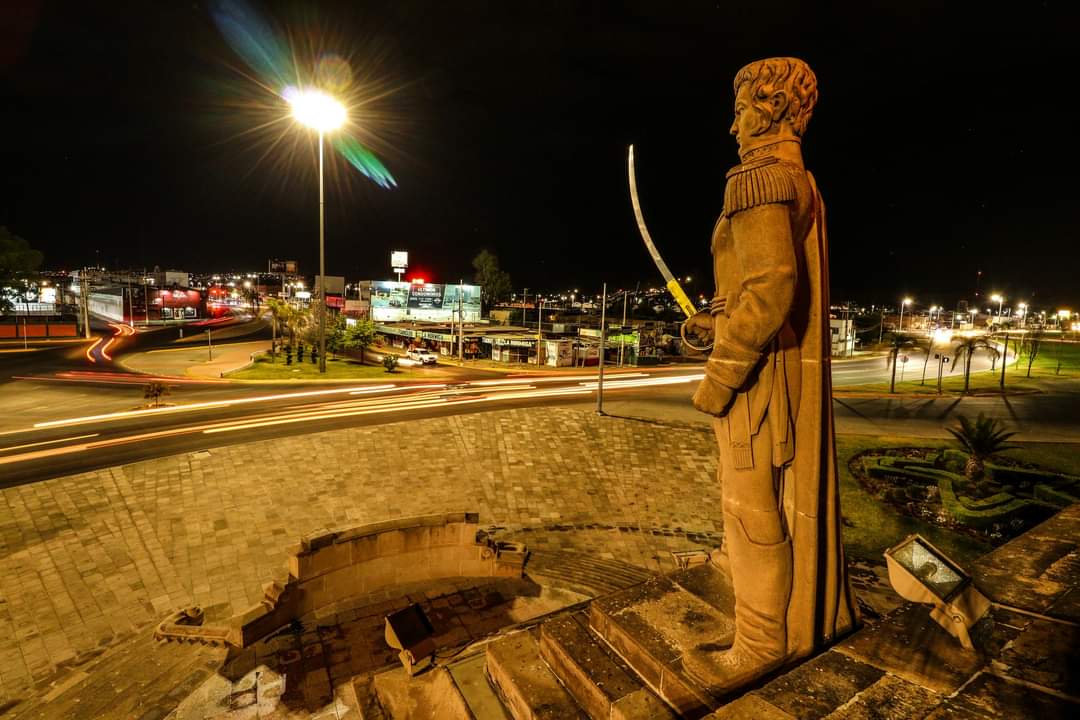 Noticias_Dgo's tweet photo. ¡Durango de noche! 😍😍
#DurangoCercaDeTi #VisitDurango #VisitMéxico
📸 Fotos: Turismo Durango https://t.co/SzV8hbybWs