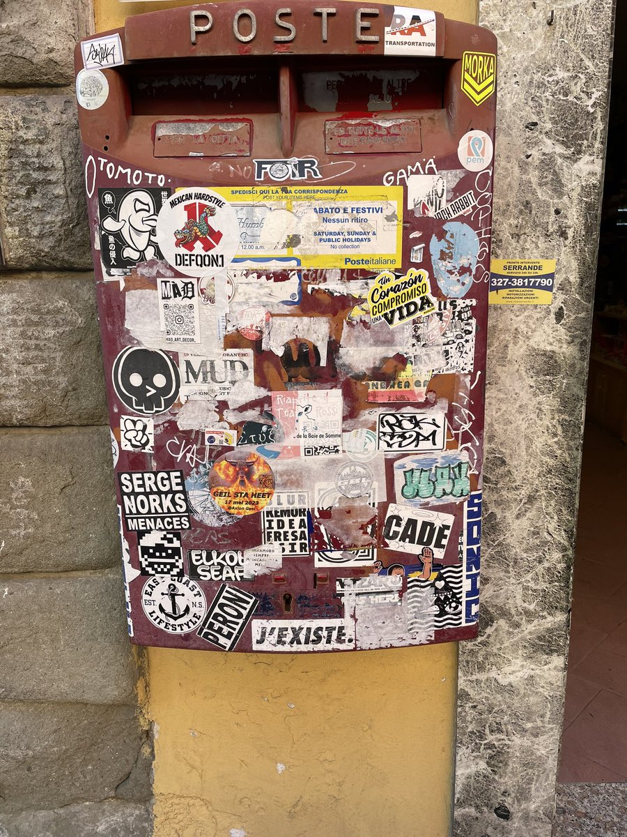 CapHill Street Art tweet media