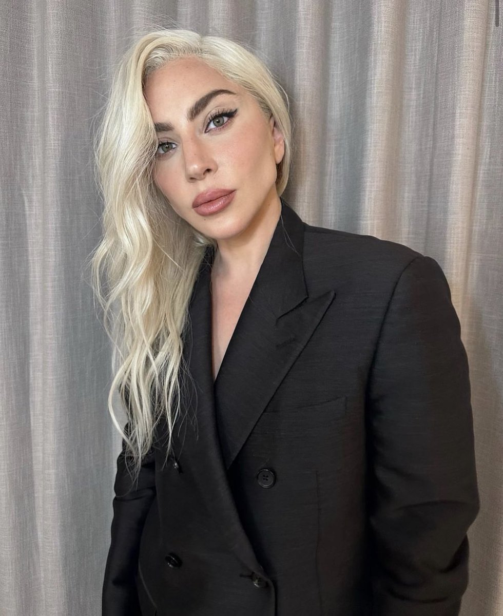 Lady Gaga stuns in new photo.