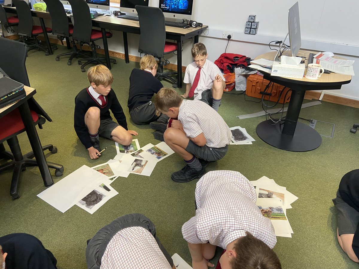 Having tried their best to beat #AI at Tic Tac Toe (and failing!) <a href="/moulsfordyear6/">MoulsfordYear6</a> then had a go at a task which showed the failings of feature extraction.
