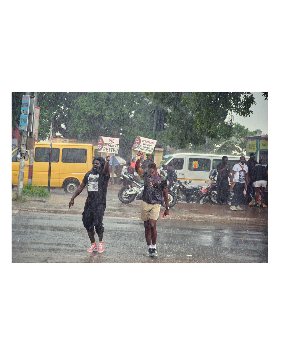 moorepicturesgh's tweet photo. #OccupyJuborliHouse day 2 https://t.co/lAZQJBi9zm