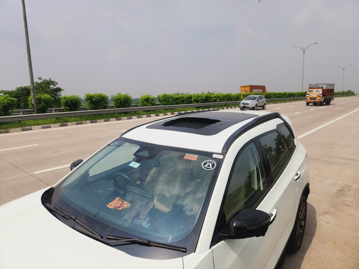 pawan3247's tweet photo. My friend Tata safari 2023 model sunroof exploded on its own while driving on highway, not due to any stone or any object impact as no vehicles was around me unless you consider an Asteroid fell from SPACE, it was very scary, and life threatening as it sounded like a bomb blast. https://t.co/KyIiwpuSep