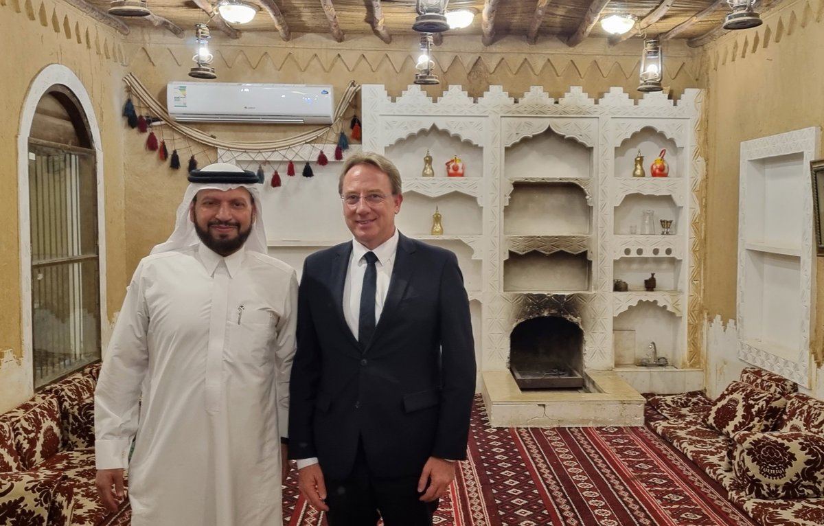 ludovic_pouille's tweet photo. Merci à Sheikh Ibrahim Al Sheikh, Président du groupe #AlSheikh et personnalité très active du monde des affaires dans la Province Orientale, de l'accueil formidable qu'il a réservé à la délégation de 30 entreprises françaises du secteur maritime en déplacement à #Khobar dans le cadre du symposium de @businessfrance. Une soirée inoubliable!🙏
#FranceKSA 🇨🇵💙🇸🇦