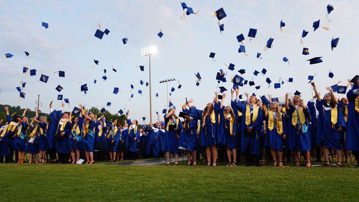 MHS Class of 2023 Outscores National, State SAT Averages
READ: floydboe.net/site/default.a…