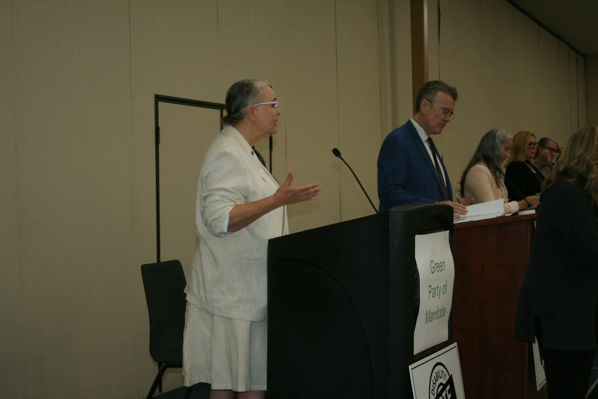 On September 14th, we held The Great Debate! Here are some moments captured at the debate. 
To check out the parties' commitments, visit the link in our bio!