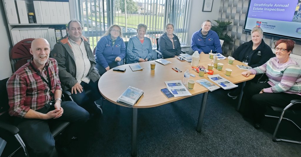 Colm_SuppComm's tweet photo. Spent a very informative morning in Strathfoyle Village where @SuppCommunities CDO, Nuala Kildunne facilitated #EstateInspection on behalf of @nihecommunity. Wonderful work being delivered by @Strathfoyle1 @EnaghYouthForum showing community #passion #pride & #impact in spades ๐ https://t.co/xZJVKOqWdM