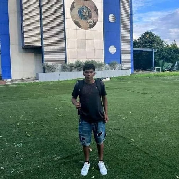 Ha sido una excelente noticia que, en la convocatoria de <a href="/LaSelecta_SLV/">La Selecta</a> para el campamento de trabajo, se incluyera a un futbolista de la Tercera División.

Nelson Díaz de Brasilia de Suchitoto se presentó esta mañana en la FESFUT para iniciar la preparación con el combinado