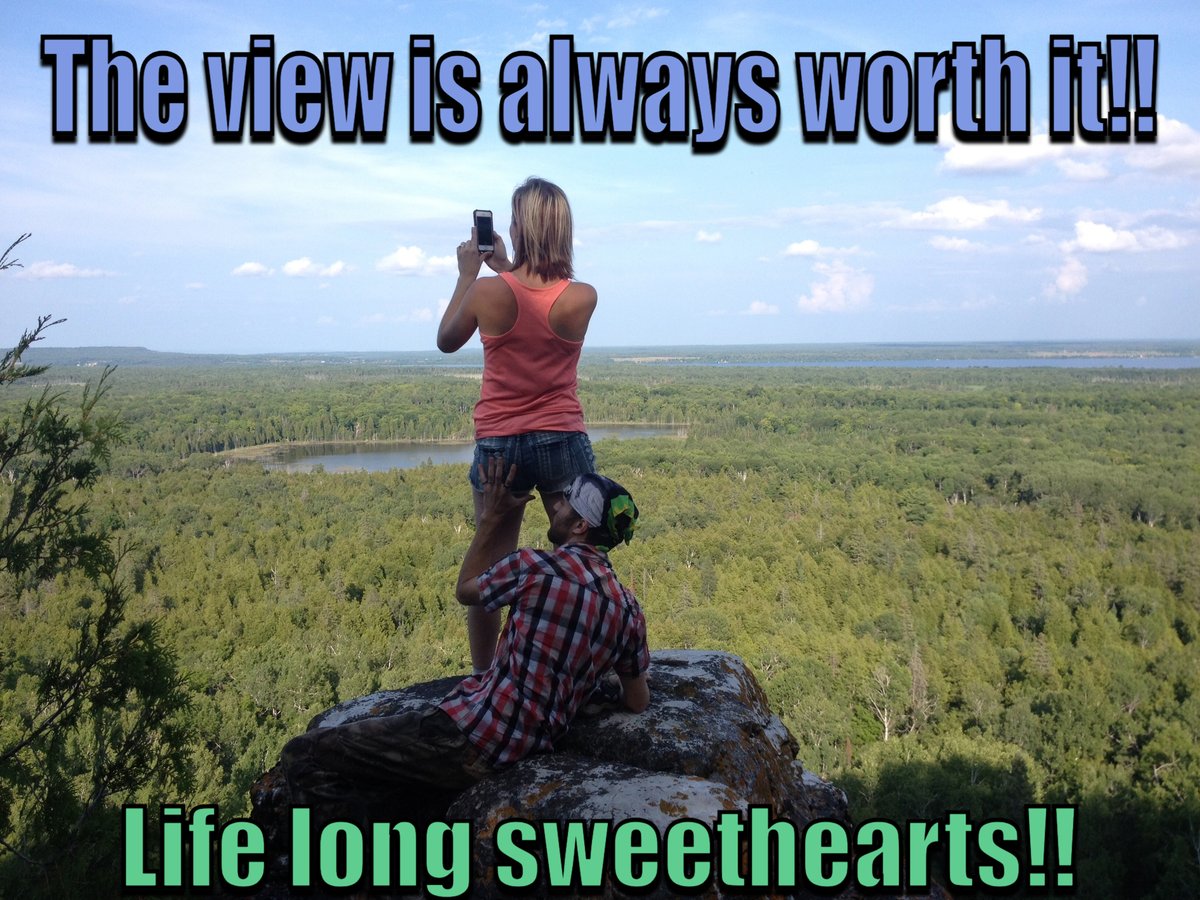 FNL_Network's tweet image. Love each other everyday..  even on Mondays!!! hehe

#couplesgoals #mondaythoughts #DREAMMATCH