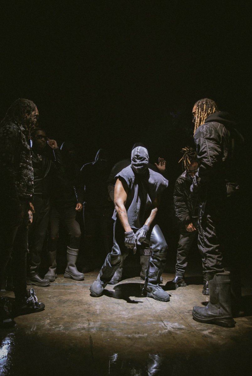 Ye Streams (@kanyestreams1) on Twitter photo 