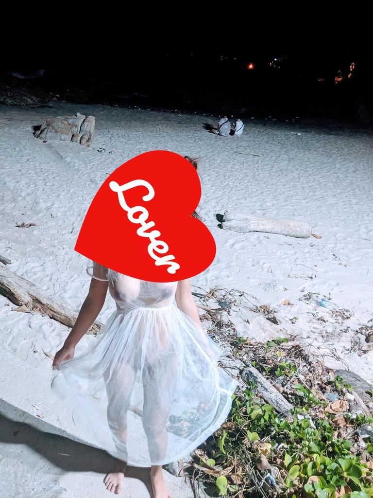 ไม่ได้ไปไหนแค่ช่วงนี้ยุ่งๆๆงานเยอะ