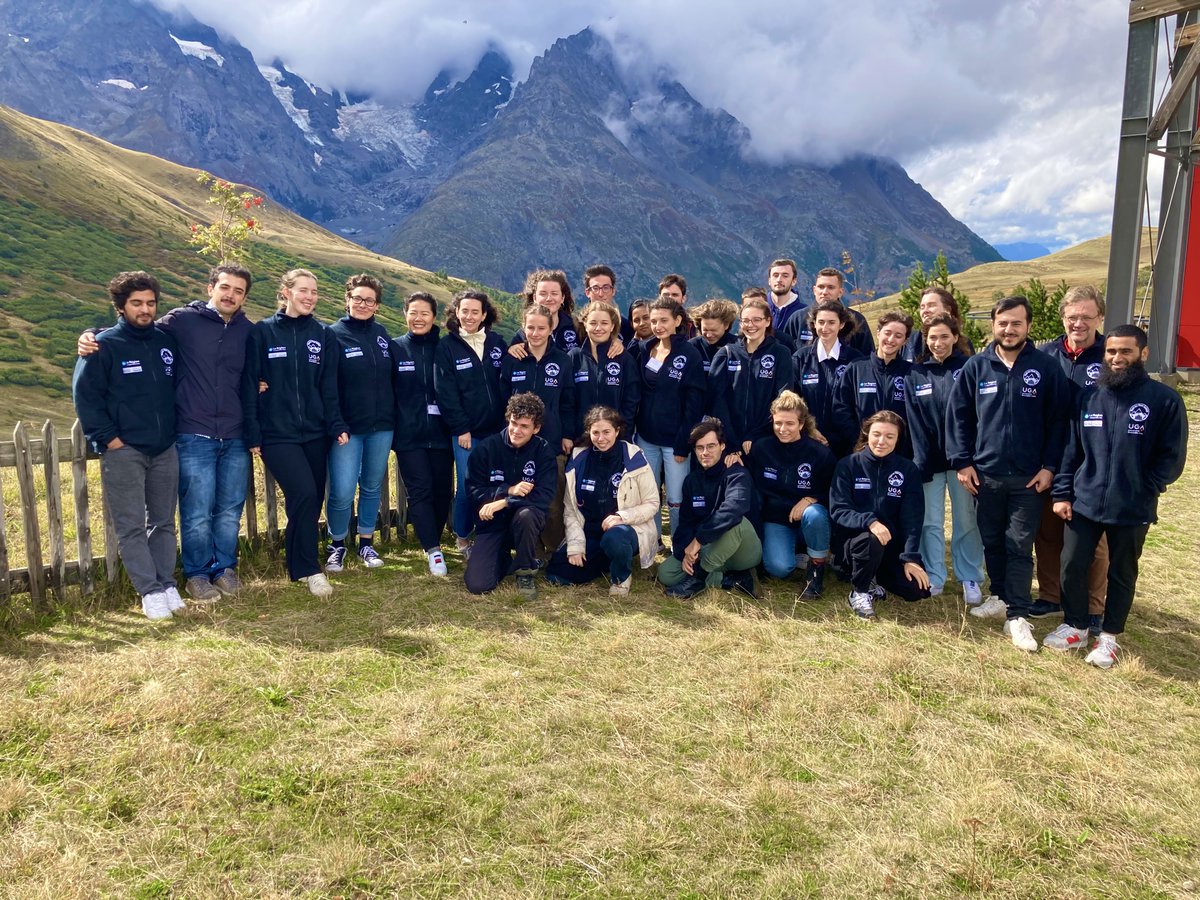 The PLANT-Int Master week and APISymposium at the Lautaret Garden, in pictures (18-22 September 2023): a🧵, 1/4