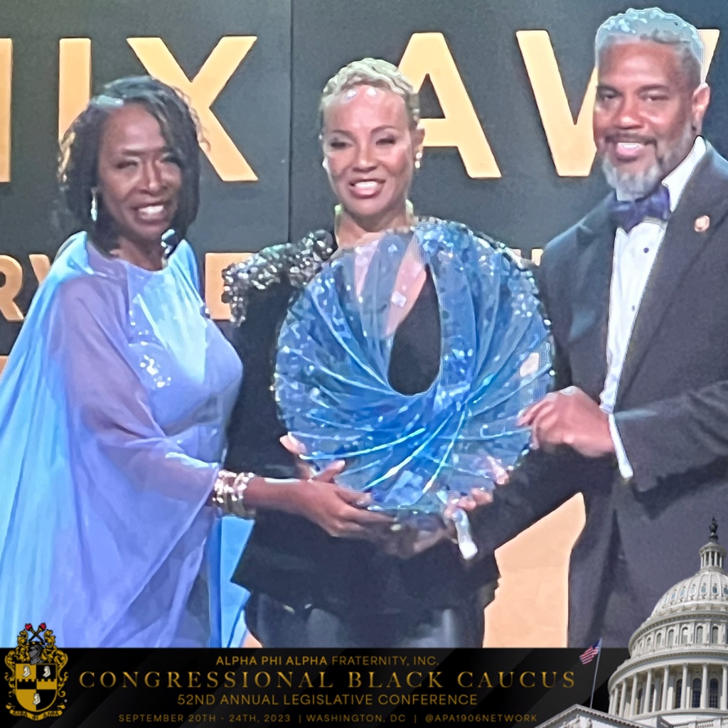 apa1906NETwork's tweet photo. Leaders of the Divine 9 attended the 2023 Phoenix Awards on Saturday night, featuring President Biden, Vice President Harris, Congressional leaders and celebrities!
Please follow and share.
#APA1906Network #MenOfDistinction
#NPHCCouncilOfPresidents
#AlphasAtCBC https://t.co/59Hpw9jBns