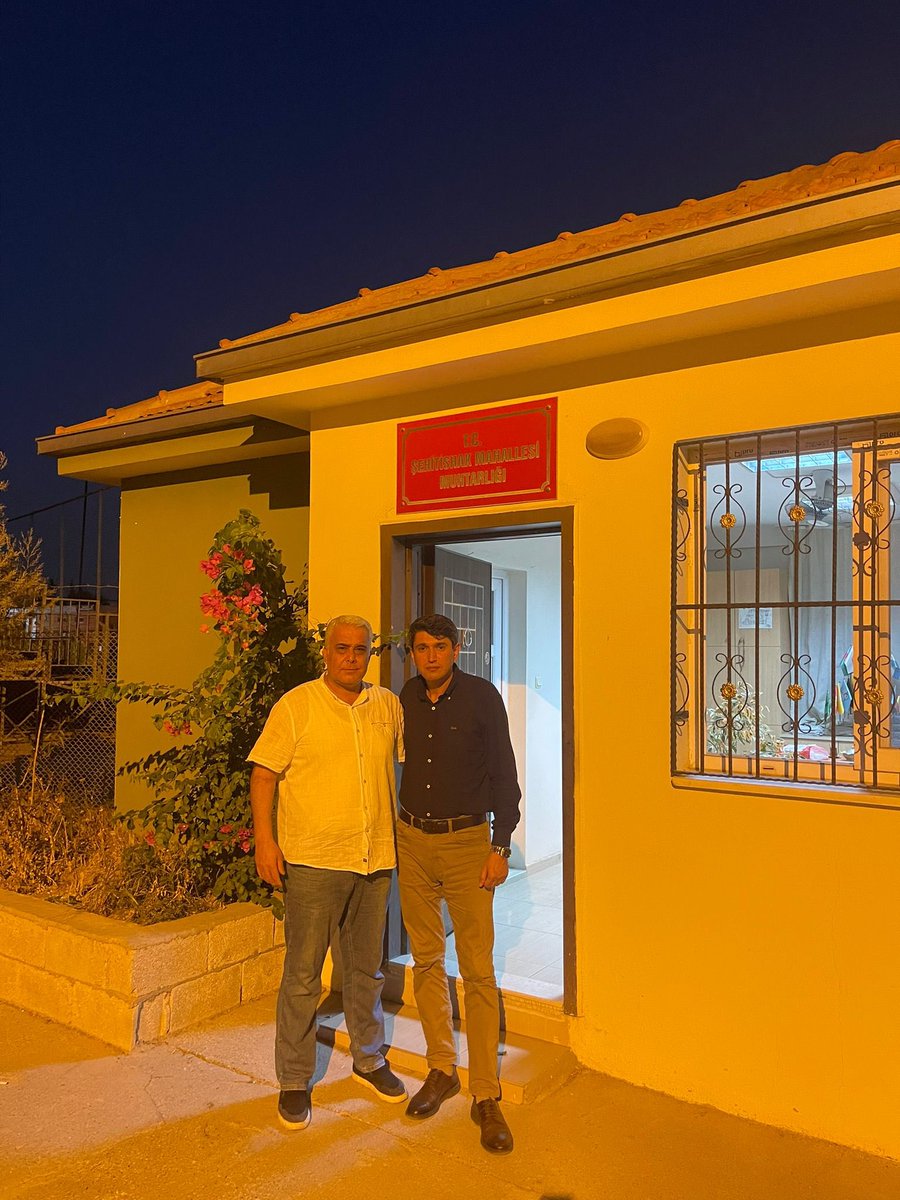 📍#Şehitishak Mahalle Muhtarımız Ogün Karabekmez ile #Tarsus’umuz ve mahallemizle alakalı sohbet edip 27 Eylül Çarşamba günü saat 19:00’da Tarsus Toy Bahçesinde Muhtarlarımız ve Basın Mensuplarımıza yönelik yapacağımız istişare ve değerlendirme yemeğine davet ettik.