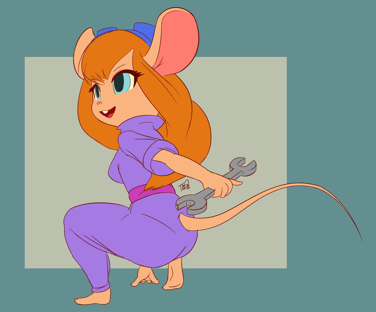 Apparently I drew this nearly a full year ago.  Enjoy some mouse.