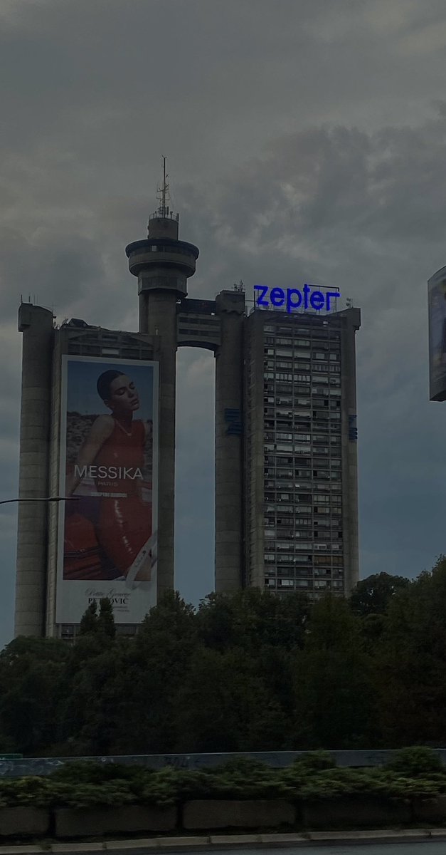 в (@gostujem) on Twitter photo 