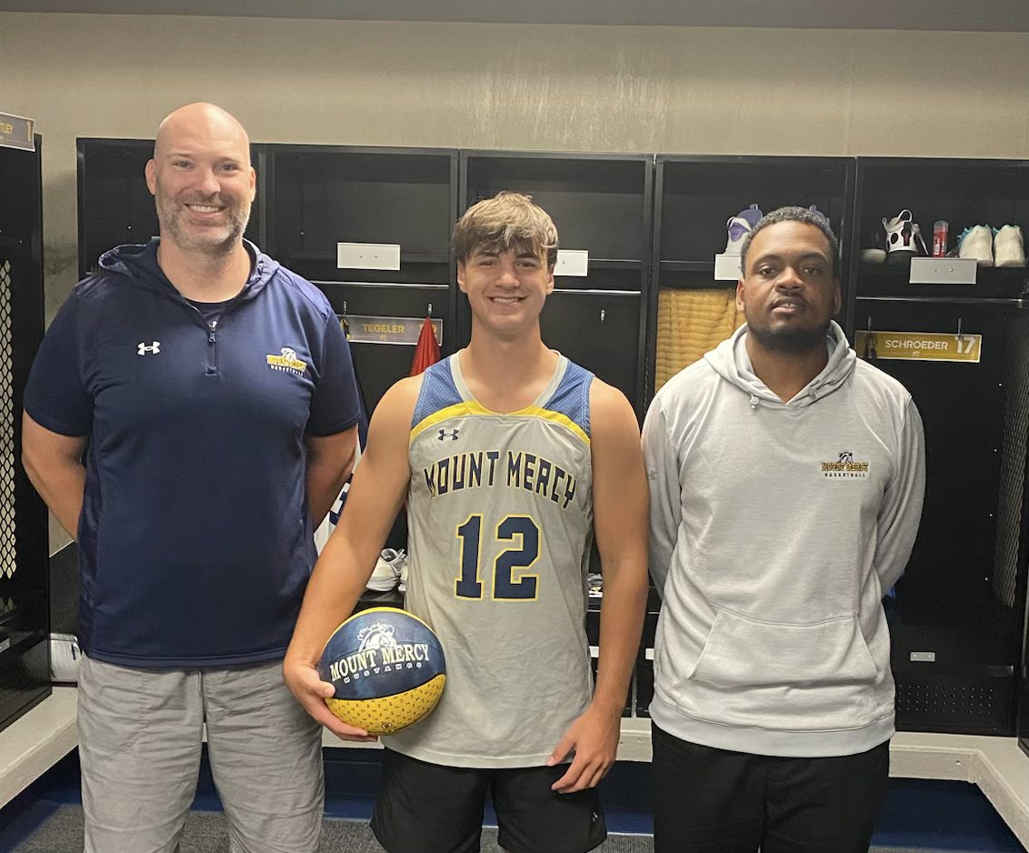 Thankful to receive my first scholarship offer from Mount Mercy to continue my academic and basketball career! Thank you coach Diallo and coach Jennings!#gomustangs