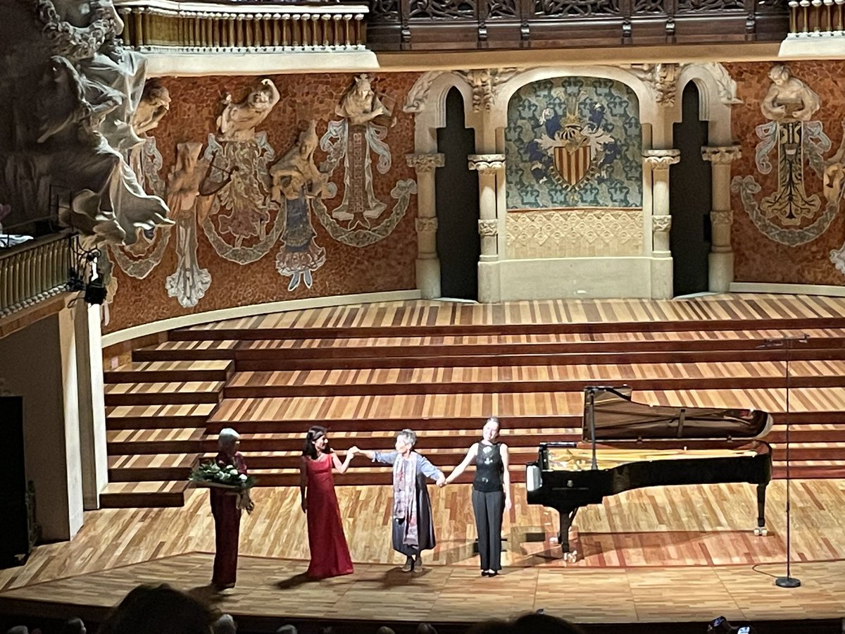 Josep Vives Gràcia 🎗 (@pepvivesbibarts) on Twitter photo Gran concert avui al <a href="/palaumusicacat/">Palau de la Música Catalana</a> per homenatjar la gran pianista catalana <a href="/alicia_larrocha/">Alicia de Larrocha - oficial / official -</a> amb <a href="/alba_ventura/">Alba Ventura</a>, Marta Zabaleta, Joaquín Achúcarro i Maria João Pires dins de l’#AnyAliciadeLarrocha <a href="/govern/">Govern de Catalunya</a> <a href="/cultura_cat/">Cultura</a> <a href="/creacultura_cat/">creacultura_cat</a> Gran concert avui al <a href="/palaumusicacat/">Palau de la Música Catalana</a> per homenatjar la gran pianista catalana <a href="/alicia_larrocha/">Alicia de Larrocha - oficial / official -</a> amb <a href="/alba_ventura/">Alba Ventura</a>, Marta Zabaleta, Joaquín Achúcarro i Maria João Pires dins de l’#AnyAliciadeLarrocha <a href="/govern/">Govern de Catalunya</a> <a href="/cultura_cat/">Cultura</a> <a href="/creacultura_cat/">creacultura_cat</a>