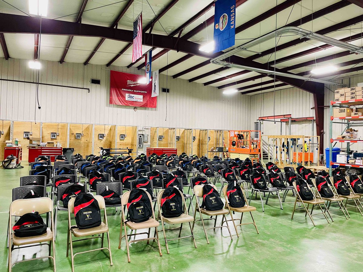 abc_hoa's tweet image. We are ready to kick off apprenticeship classes at our Kansas City Training Facility tonight! 🛠️ We can’t wait to show off all our new upgrades to our training lab to start off the 2023-24 school year. #BuiltBetter