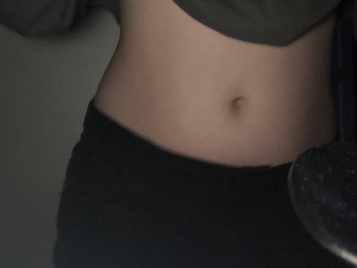 i dont rlly post on here too much but im kinda proud of myself for losing some weight ❤️